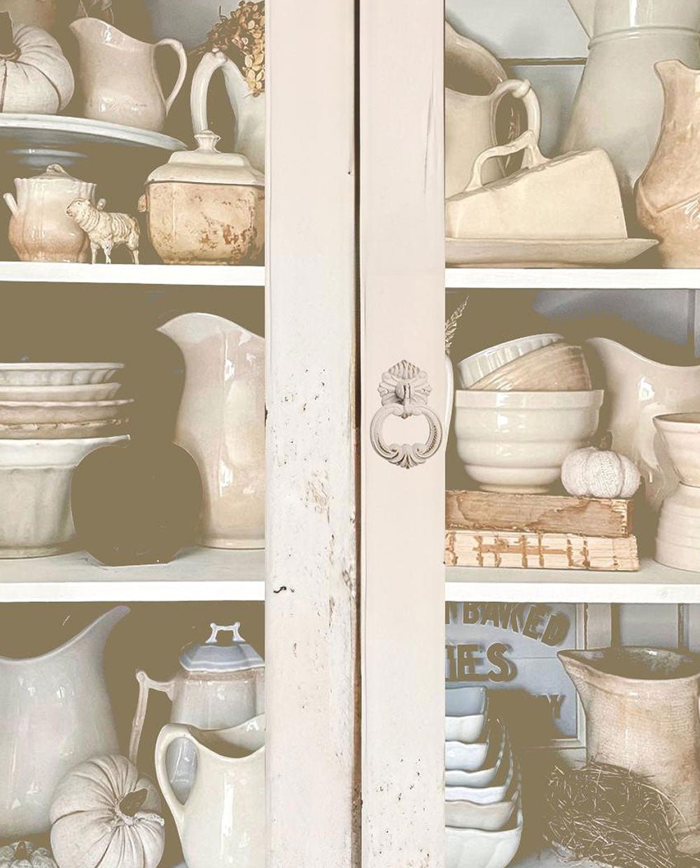 Rustic Farmhouse Hutch