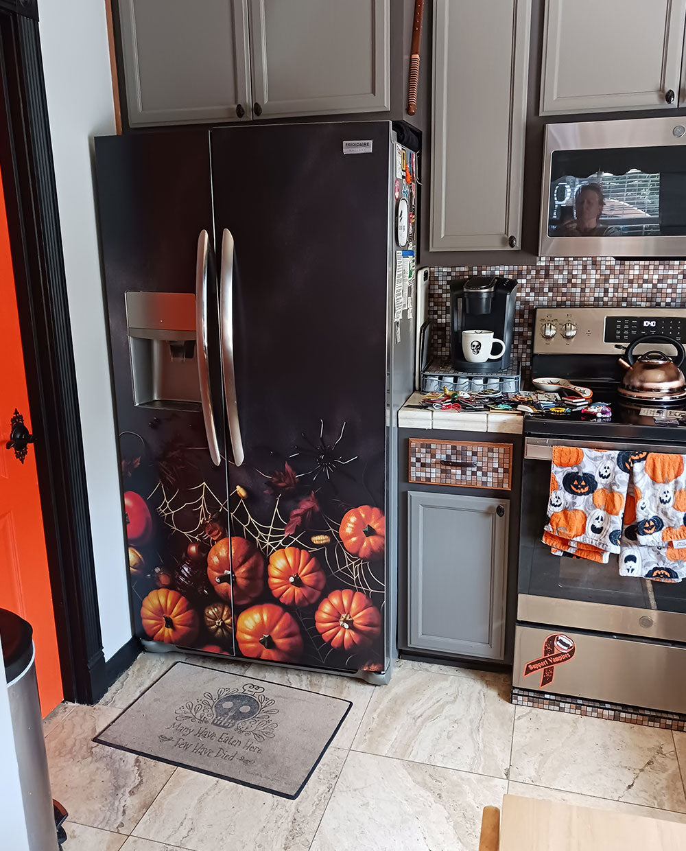 Black Pumpkins and Spiders